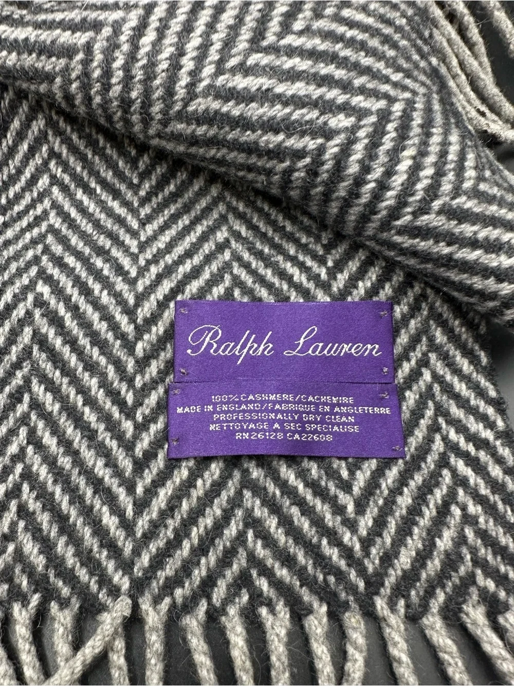 Ralph Lauren Purple Label England Gray Herringbone Cashmere Scarf
